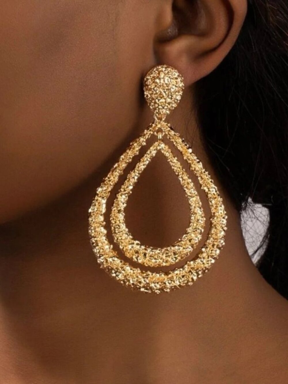 Goldgeodangledropearrings18